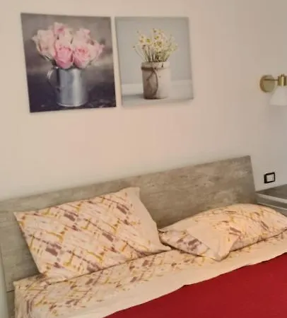 Andrea San Lorenzo Apartment