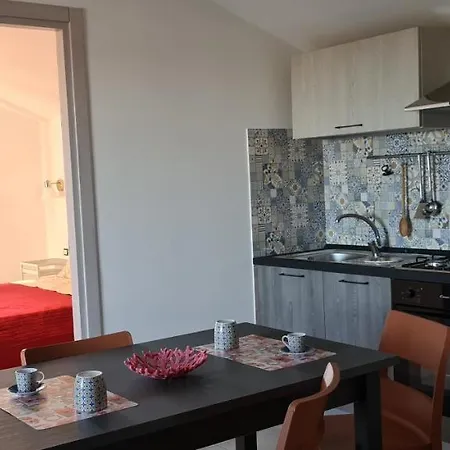 Andrea San Lorenzo Apartment *