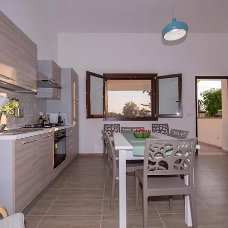 Andrea San Lorenzo Apartment *